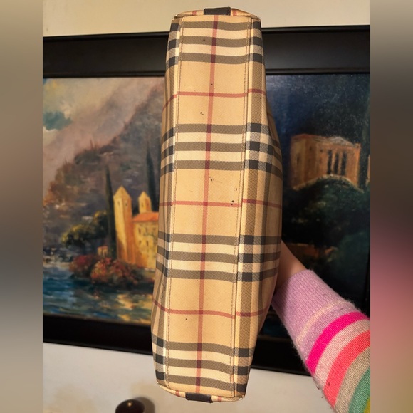Burberry Shoulder Bag - Picture 9 of 12